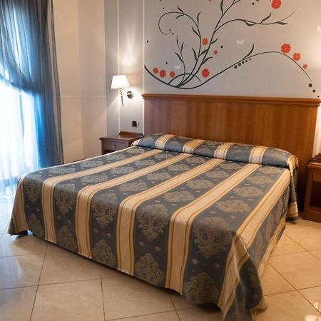 Dipendenza Hotel Londra Alessandria Luaran gambar