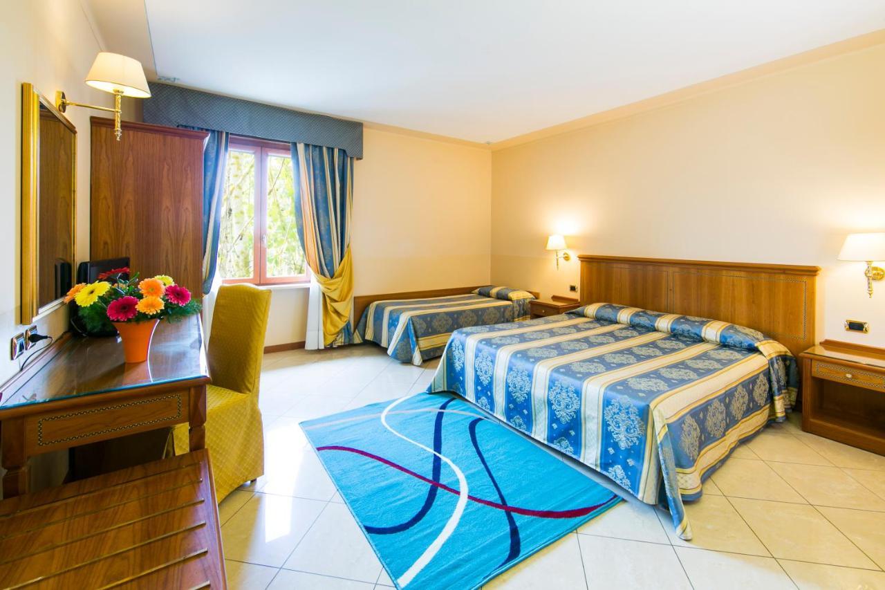 Dipendenza Hotel Londra Alessandria Luaran gambar